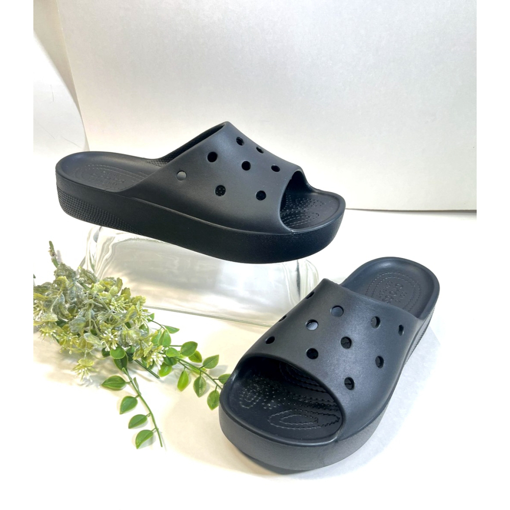 Crocs Slide Sandals Shoes‎ Womens Size 9 Black Platform Iconic Comfort
